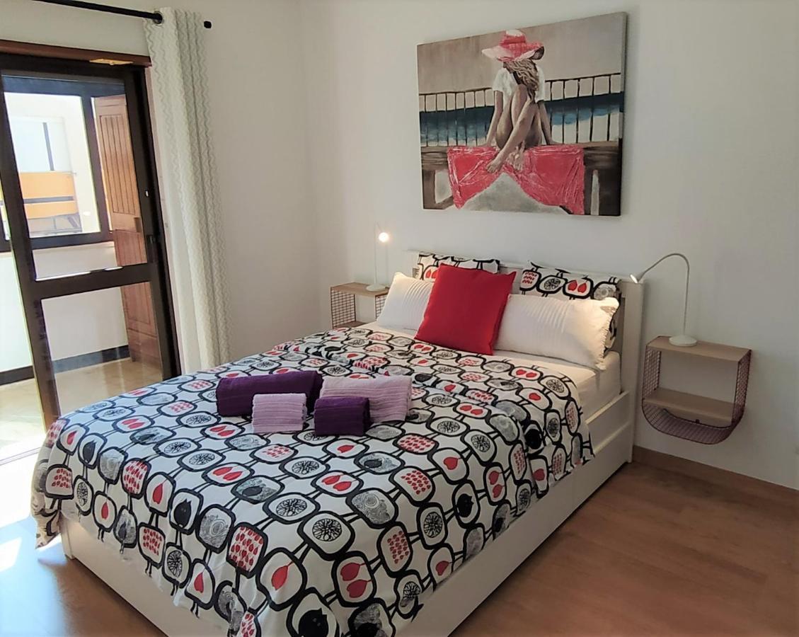 Large Apartment Near The Beach And Lisbon Costa de Caparica Zewnętrze zdjęcie