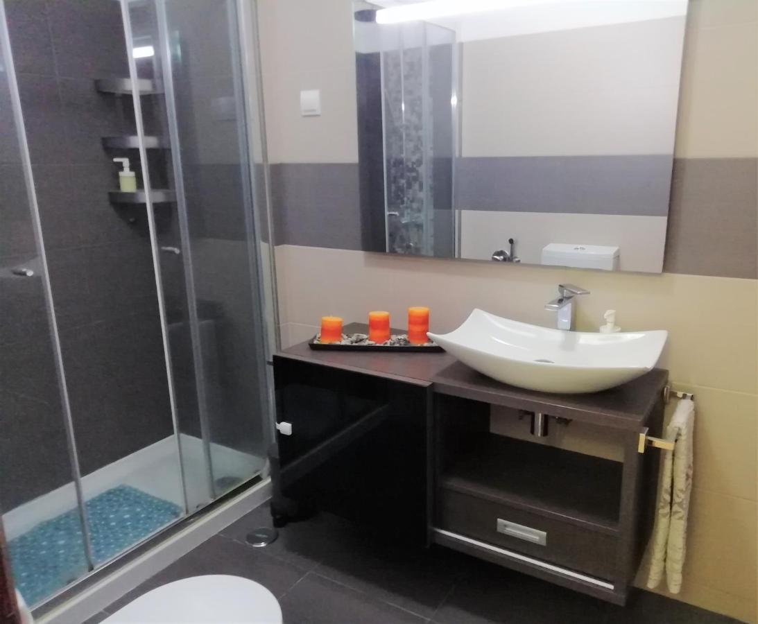 Large Apartment Near The Beach And Lisbon Costa de Caparica Zewnętrze zdjęcie