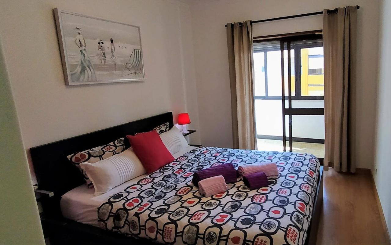 Large Apartment Near The Beach And Lisbon Costa de Caparica Zewnętrze zdjęcie